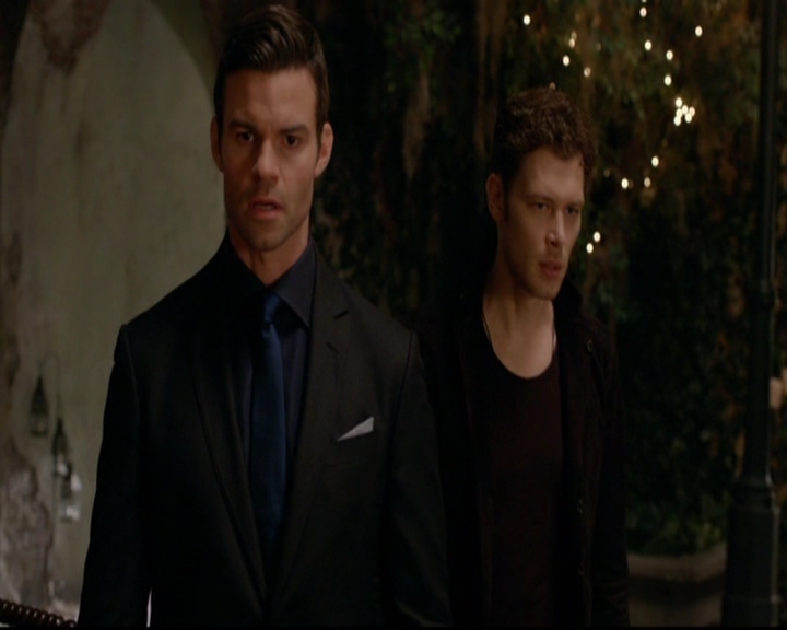 VampireDiariesWorld-dot-nl_TheOriginals_3x05TheAxemansLetters0130.jpg VampireDiariesWorld-dot-nl_TheOriginals_3x05TheAxemansLetters0130.jpg