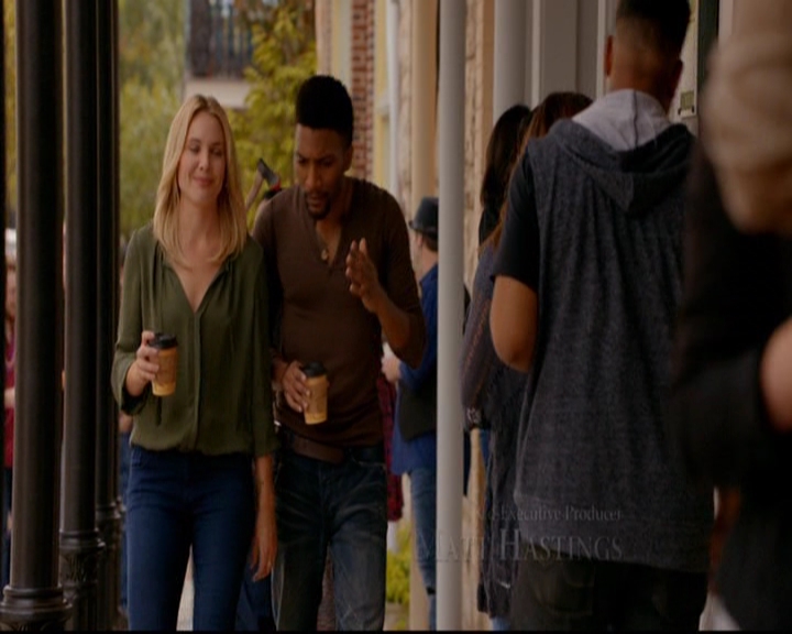 VampireDiariesWorld-dot-nl_TheOriginals_3x05TheAxemansLetters0236.jpg