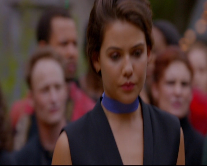 VampireDiariesWorld-dot-nl_TheOriginals_3x05TheAxemansLetters1221.jpg VampireDiariesWorld-dot-nl_TheOriginals_3x05TheAxemansLetters1221.jpg