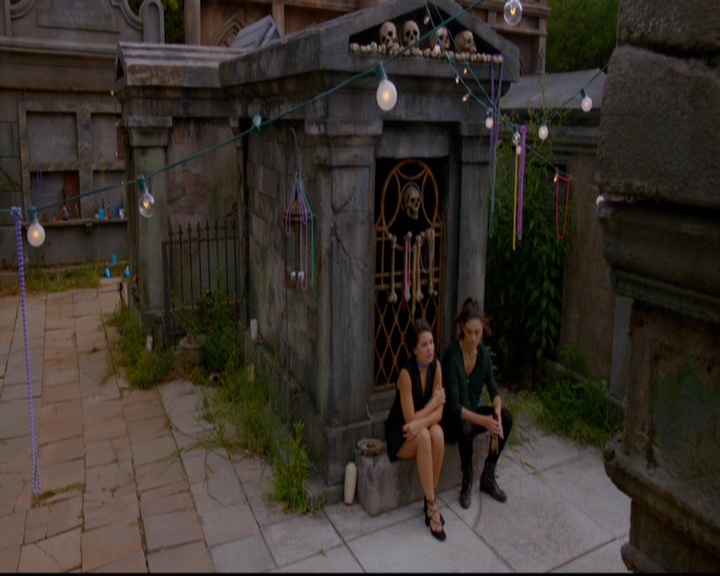 VampireDiariesWorld-dot-nl_TheOriginals_3x05TheAxemansLetters1237.jpg VampireDiariesWorld-dot-nl_TheOriginals_3x05TheAxemansLetters1237.jpg