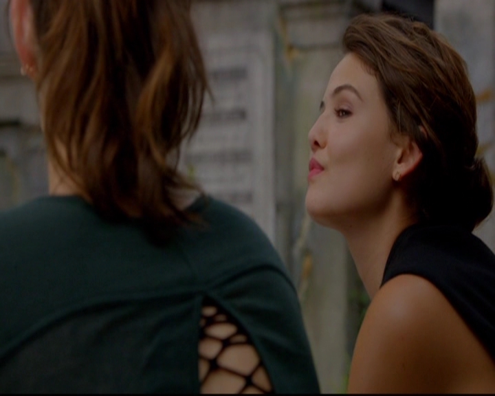 VampireDiariesWorld-dot-nl_TheOriginals_3x05TheAxemansLetters1311.jpg