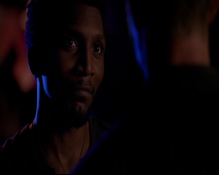 VampireDiariesWorld-dot-nl_TheOriginals_3x05TheAxemansLetters1525.jpg