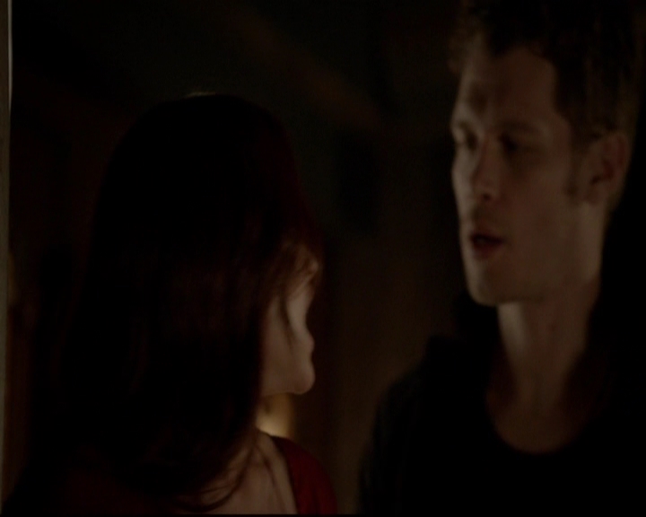 VampireDiariesWorld-dot-nl_TheOriginals_3x05TheAxemansLetters1589.jpg