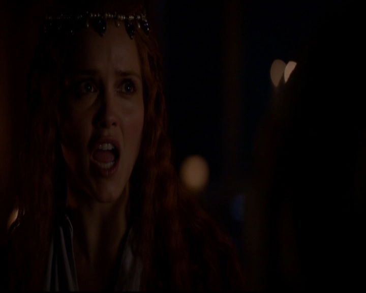 VampireDiariesWorld-dot-nl_TheOriginals_3x05TheAxemansLetters1636.jpg
