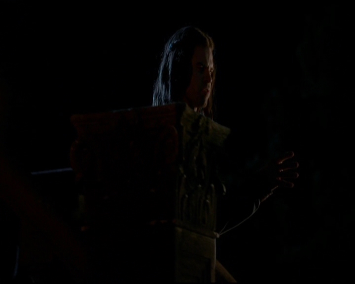 VampireDiariesWorld-dot-nl_TheOriginals_3x05TheAxemansLetters1743.jpg