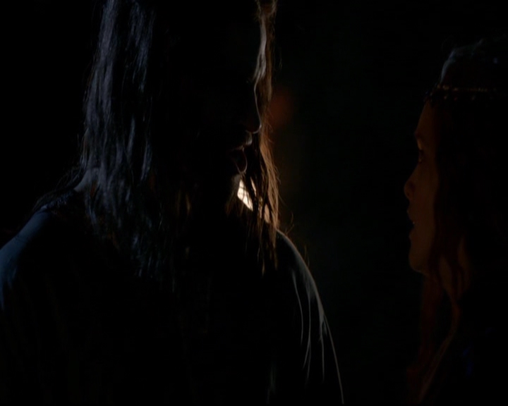 VampireDiariesWorld-dot-nl_TheOriginals_3x05TheAxemansLetters1752.jpg
