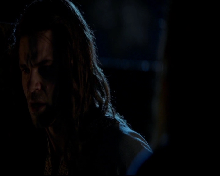 VampireDiariesWorld-dot-nl_TheOriginals_3x05TheAxemansLetters1789.jpg