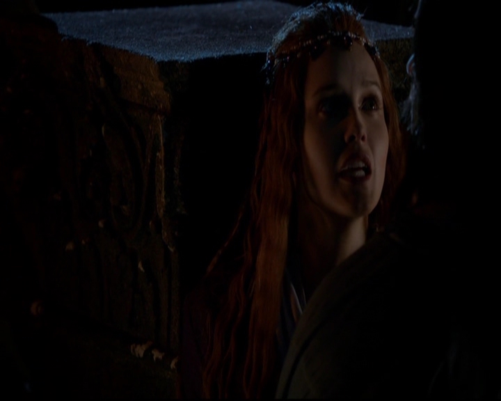 VampireDiariesWorld-dot-nl_TheOriginals_3x05TheAxemansLetters1811.jpg
