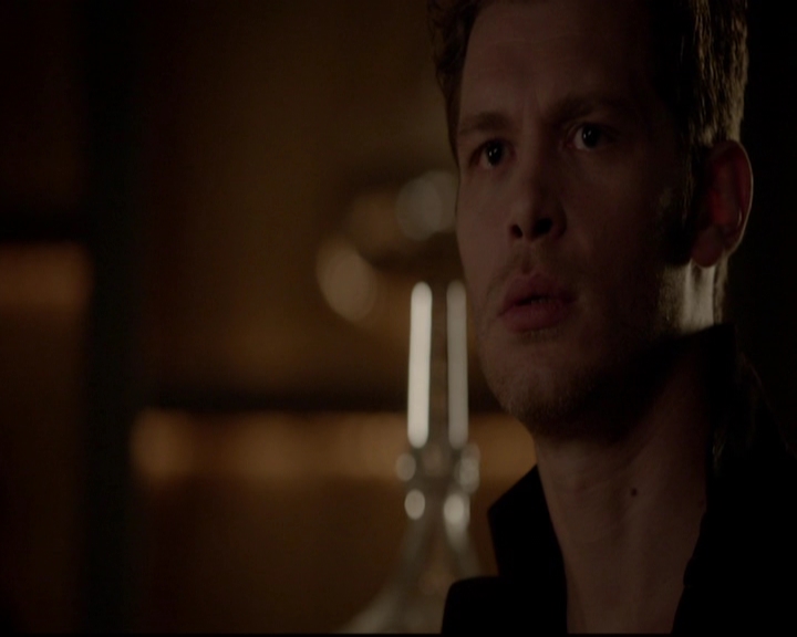 VampireDiariesWorld-dot-nl_TheOriginals_3x05TheAxemansLetters1836.jpg
