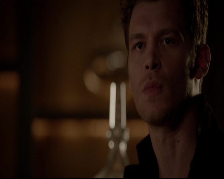 VampireDiariesWorld-dot-nl_TheOriginals_3x05TheAxemansLetters1855.jpg