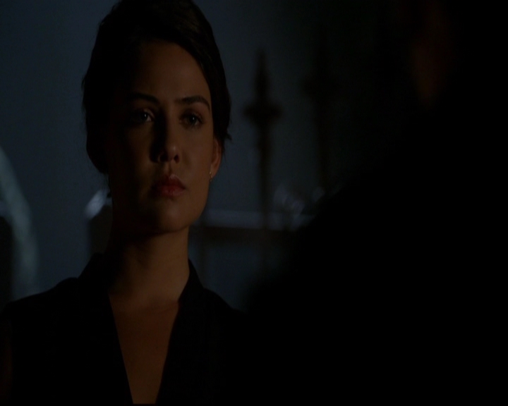 VampireDiariesWorld-dot-nl_TheOriginals_3x05TheAxemansLetters1873.jpg