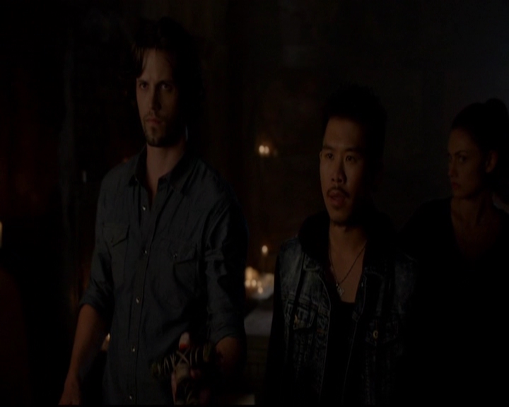 VampireDiariesWorld-dot-nl_TheOriginals_3x05TheAxemansLetters1877.jpg