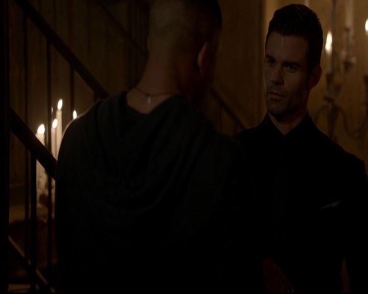 VampireDiariesWorld-dot-nl_TheOriginals_3x05TheAxemansLetters1955.jpg