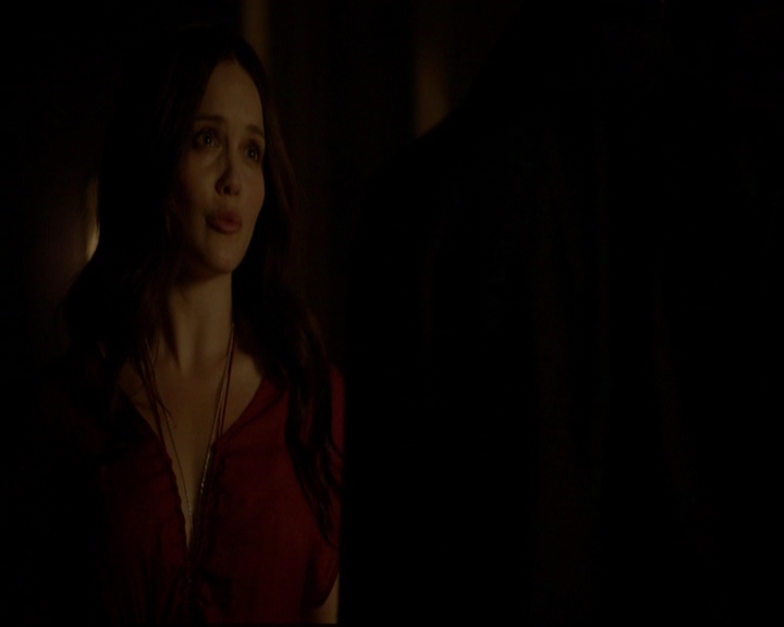 VampireDiariesWorld-dot-nl_TheOriginals_3x05TheAxemansLetters1985.jpg