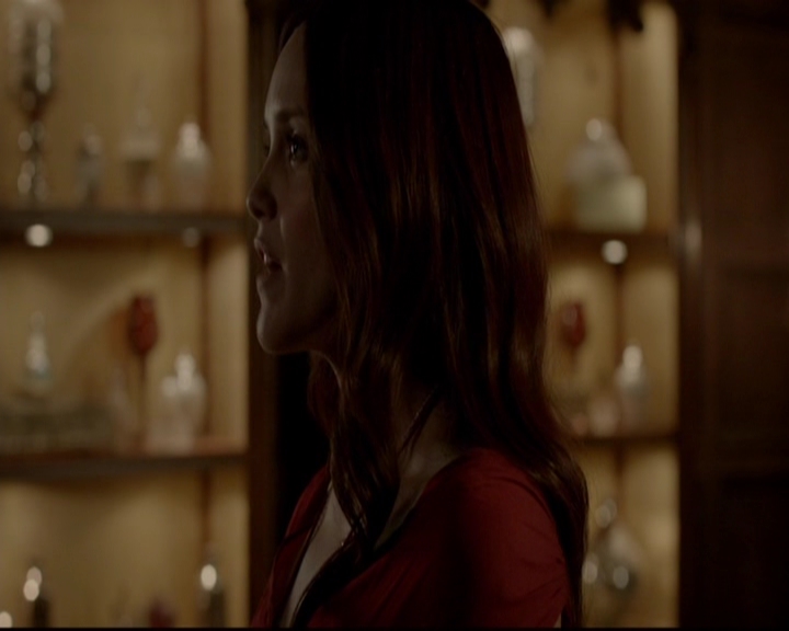 VampireDiariesWorld-dot-nl_TheOriginals_3x05TheAxemansLetters2018.jpg
