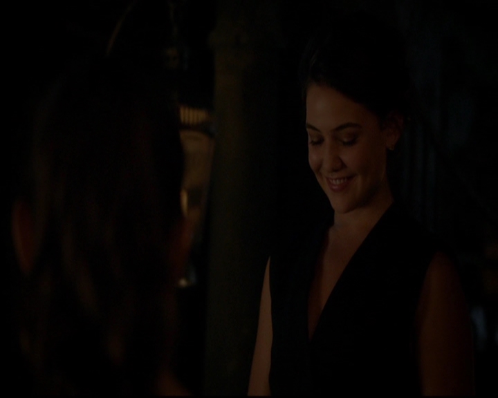 VampireDiariesWorld-dot-nl_TheOriginals_3x05TheAxemansLetters2041.jpg