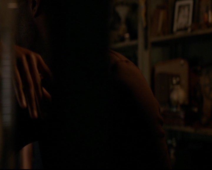 VampireDiariesWorld-dot-nl_TheOriginals_3x05TheAxemansLetters2108.jpg VampireDiariesWorld-dot-nl_TheOriginals_3x05TheAxemansLetters2108.jpg