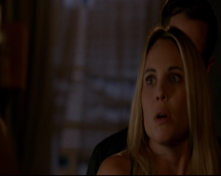 VampireDiariesWorld-dot-nl_TheOriginals_3x05TheAxemansLetters2148.jpg