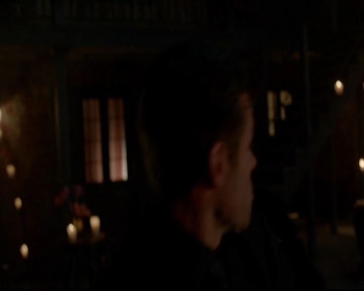 VampireDiariesWorld-dot-nl_TheOriginals_3x05TheAxemansLetters2259.jpg