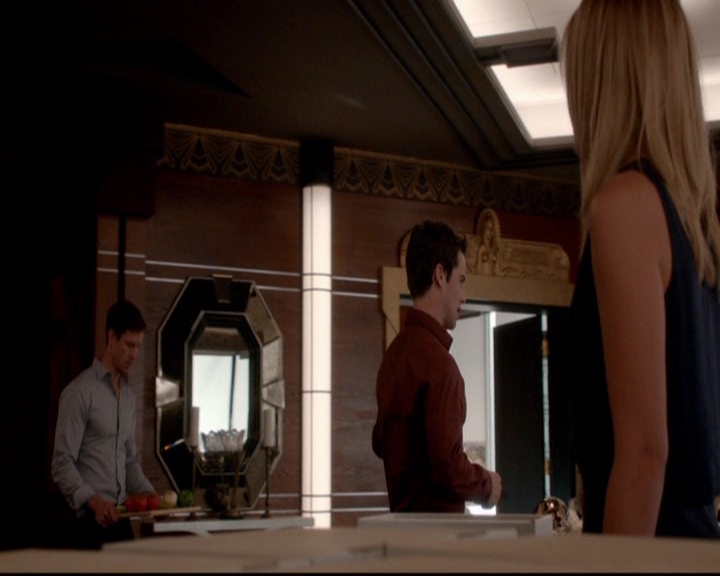 VampireDiariesWorld-dot-nl_TheOriginals_3x06BeautifulMistake0640.jpg