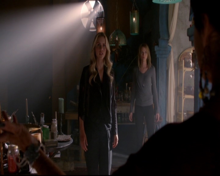 VampireDiariesWorld-dot-nl_TheOriginals_3x06BeautifulMistake1891.jpg