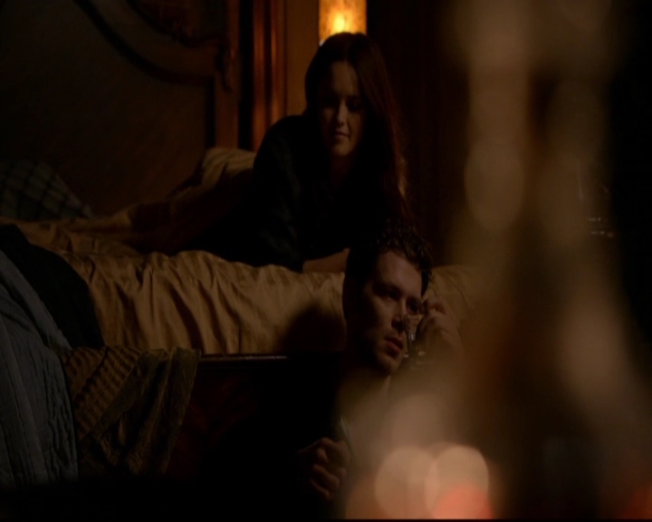 VampireDiariesWorld-dot-nl_TheOriginals_3x07OutOfTheEasy0033.jpg