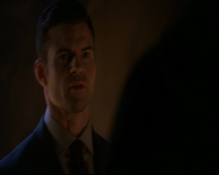 VampireDiariesWorld-dot-nl_TheOriginals_3x07OutOfTheEasy0087.jpg