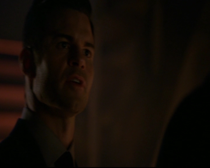 VampireDiariesWorld-dot-nl_TheOriginals_3x07OutOfTheEasy0089.jpg