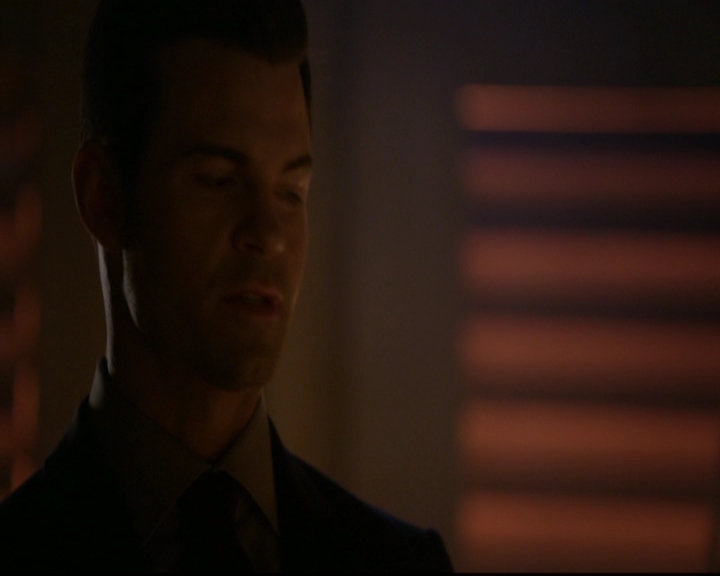 VampireDiariesWorld-dot-nl_TheOriginals_3x07OutOfTheEasy0107.jpg