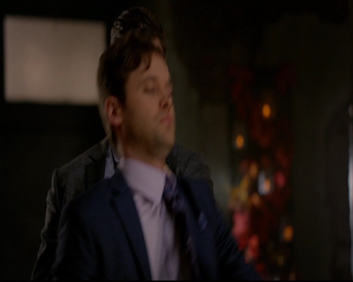 VampireDiariesWorld-dot-nl_TheOriginals_3x07OutOfTheEasy1283.jpg