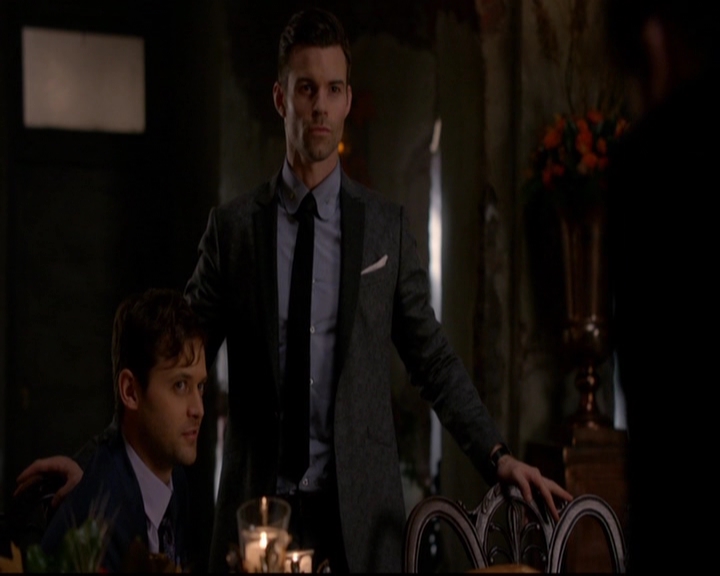 VampireDiariesWorld-dot-nl_TheOriginals_3x07OutOfTheEasy1295.jpg
