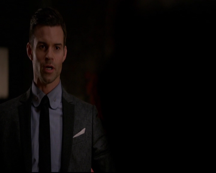VampireDiariesWorld-dot-nl_TheOriginals_3x07OutOfTheEasy1298.jpg