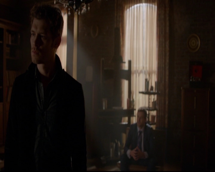 VampireDiariesWorld-dot-nl_TheOriginals_3x07OutOfTheEasy1347.jpg VampireDiariesWorld-dot-nl_TheOriginals_3x07OutOfTheEasy1347.jpg