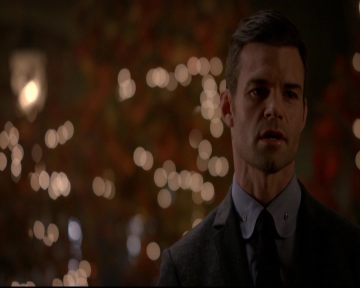 VampireDiariesWorld-dot-nl_TheOriginals_3x07OutOfTheEasy1807.jpg