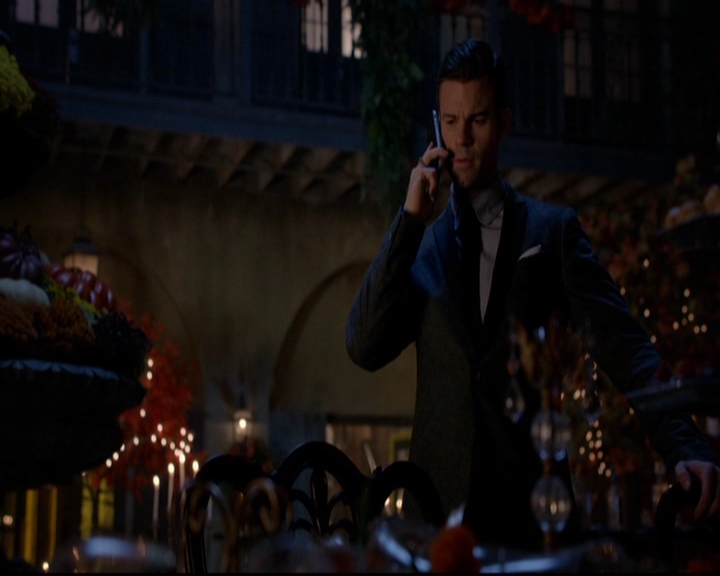 VampireDiariesWorld-dot-nl_TheOriginals_3x07OutOfTheEasy2240.jpg