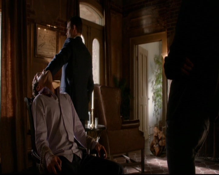 VampireDiariesWorld-dot-nl_TheOriginals_3x08TheOtherGirlInNewOrleans0539.jpg