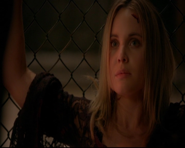 VampireDiariesWorld-dot-nl_TheOriginals_3x08TheOtherGirlInNewOrleans0903.jpg