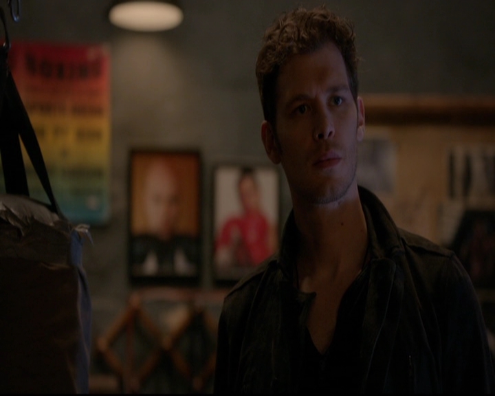 VampireDiariesWorld-dot-nl_TheOriginals_3x08TheOtherGirlInNewOrleans1310.jpg