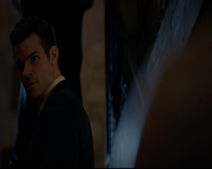 VampireDiariesWorld-dot-nl_TheOriginals_3x08TheOtherGirlInNewOrleans1476.jpg