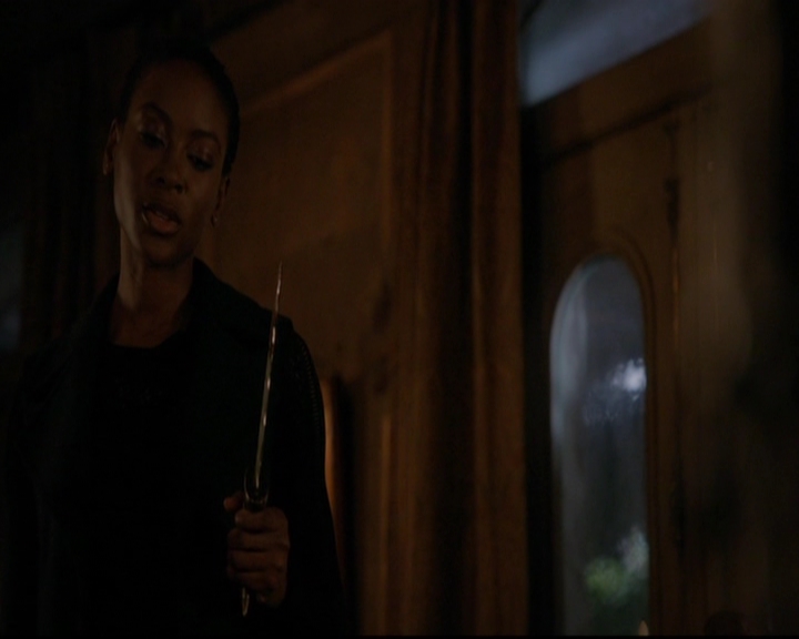 VampireDiariesWorld-dot-nl_TheOriginals_3x08TheOtherGirlInNewOrleans1499.jpg