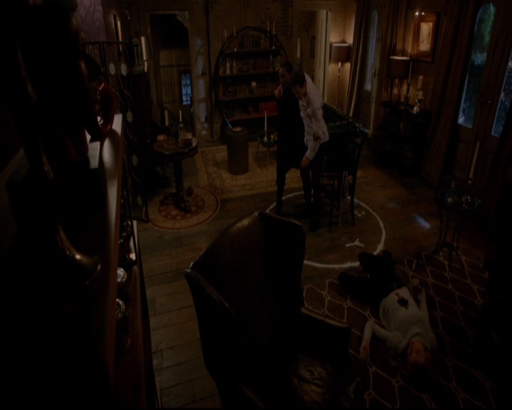 VampireDiariesWorld-dot-nl_TheOriginals_3x08TheOtherGirlInNewOrleans1589.jpg