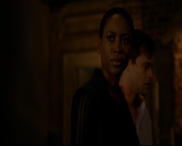 VampireDiariesWorld-dot-nl_TheOriginals_3x08TheOtherGirlInNewOrleans1601.jpg