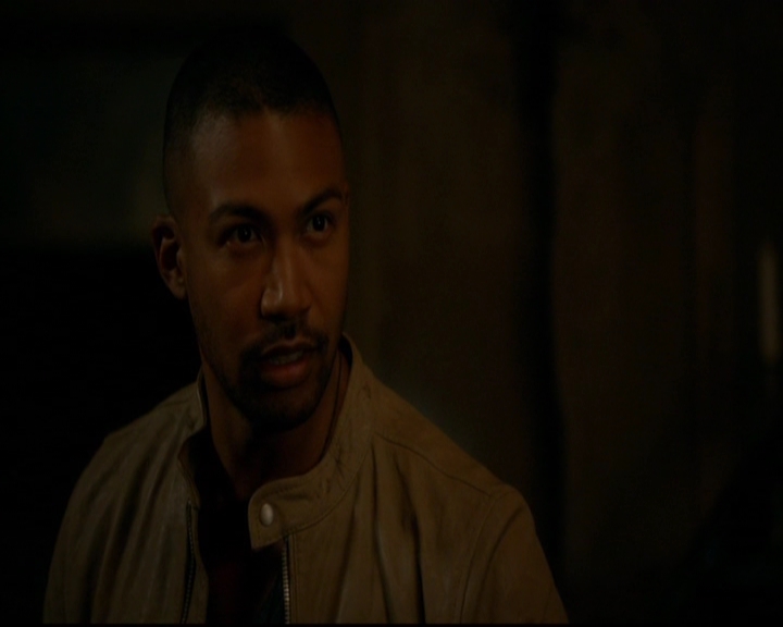 VampireDiariesWorld-dot-nl_TheOriginals_3x08TheOtherGirlInNewOrleans1605.jpg