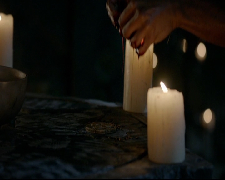 VampireDiariesWorld-dot-nl_TheOriginals_3x10AGhostAlongTheMississippi0314.jpg