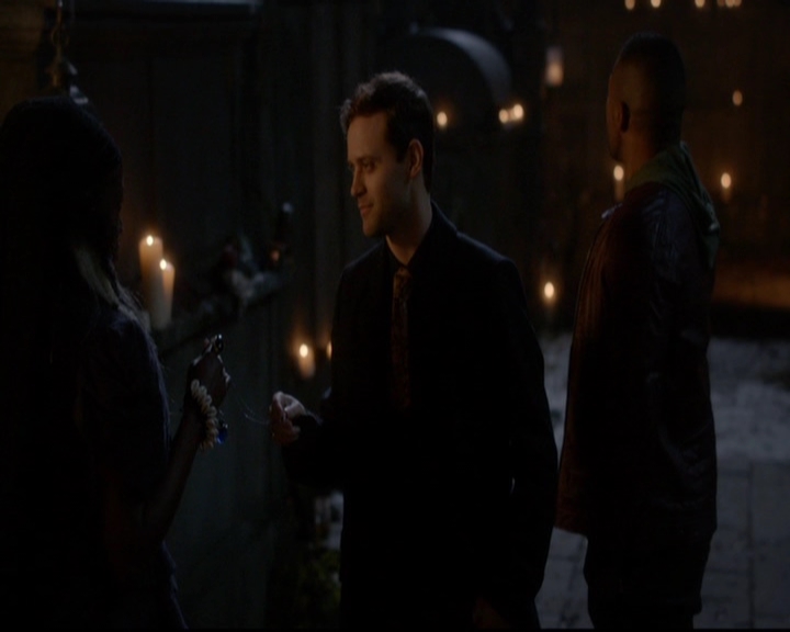VampireDiariesWorld-dot-nl_TheOriginals_3x10AGhostAlongTheMississippi0353.jpg