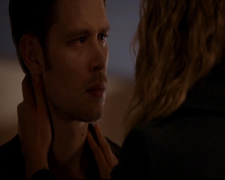 VampireDiariesWorld-dot-nl_TheOriginals_3x10AGhostAlongTheMississippi0776.jpg