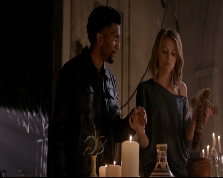 VampireDiariesWorld-dot-nl_TheOriginals_3x10AGhostAlongTheMississippi1327.jpg