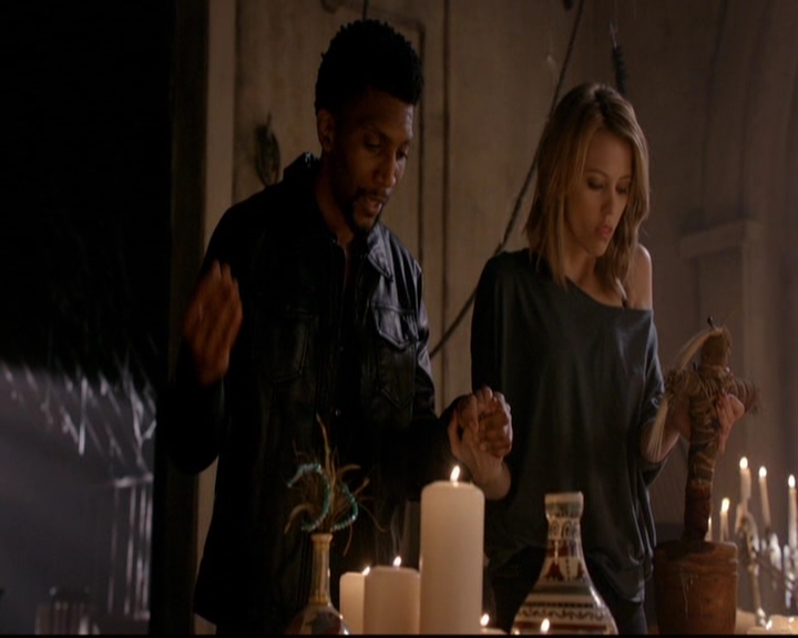 VampireDiariesWorld-dot-nl_TheOriginals_3x10AGhostAlongTheMississippi1328.jpg