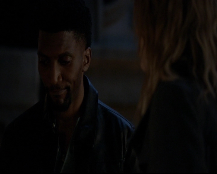 VampireDiariesWorld-dot-nl_TheOriginals_3x10AGhostAlongTheMississippi1935.jpg VampireDiariesWorld-dot-nl_TheOriginals_3x10AGhostAlongTheMississippi1935.jpg