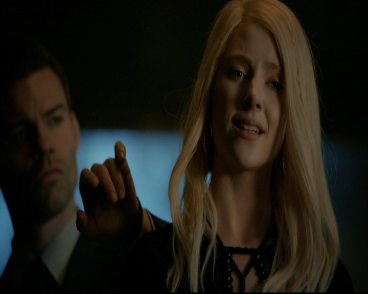 VampireDiariesWorld-dot-nl_TheOriginals_3x11WildAtHeart2069.jpg